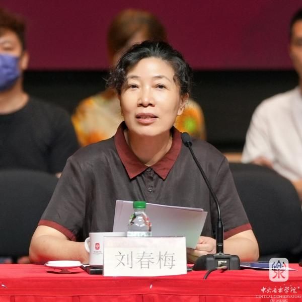 教职3(600).jpg